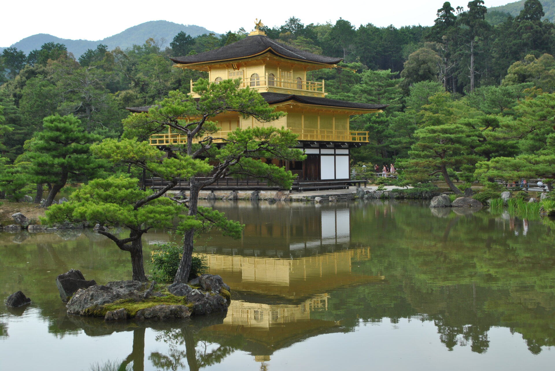 Affordable Luxury Travel in Japan Golden Temple Kyoto