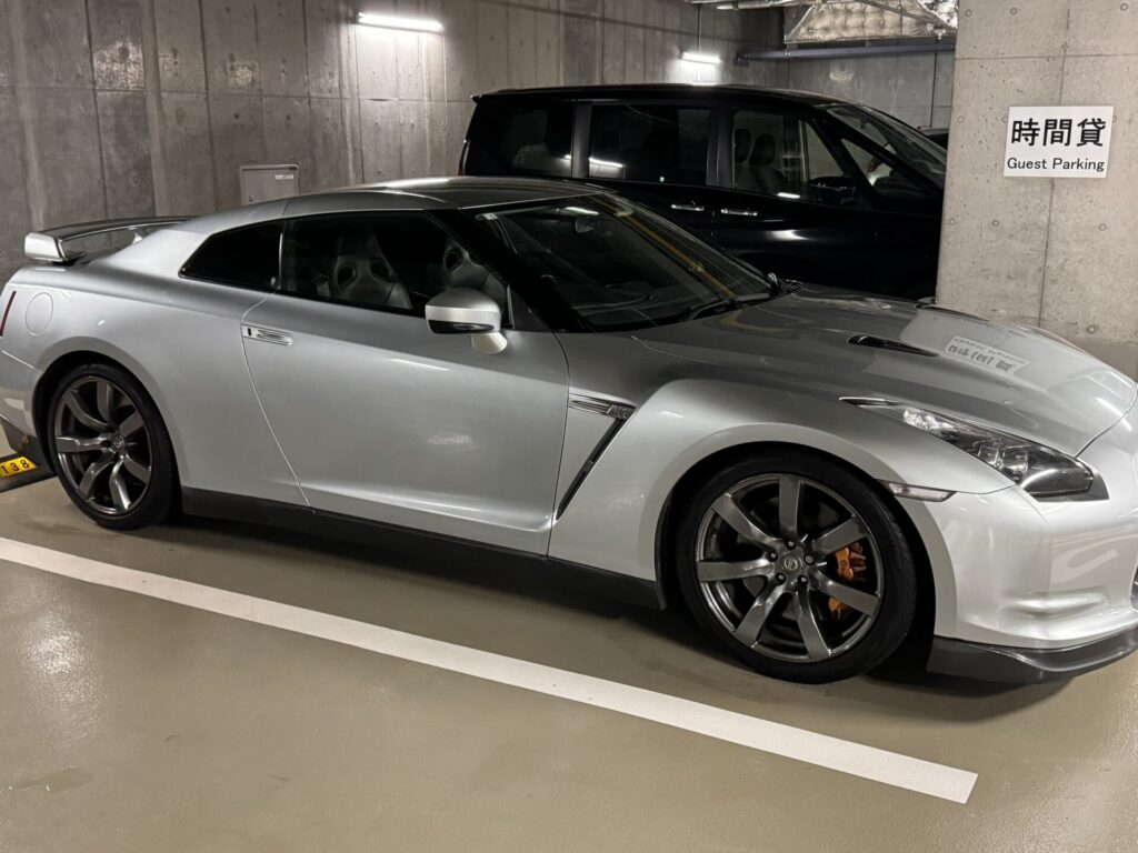 Nissan R35 Rental Car