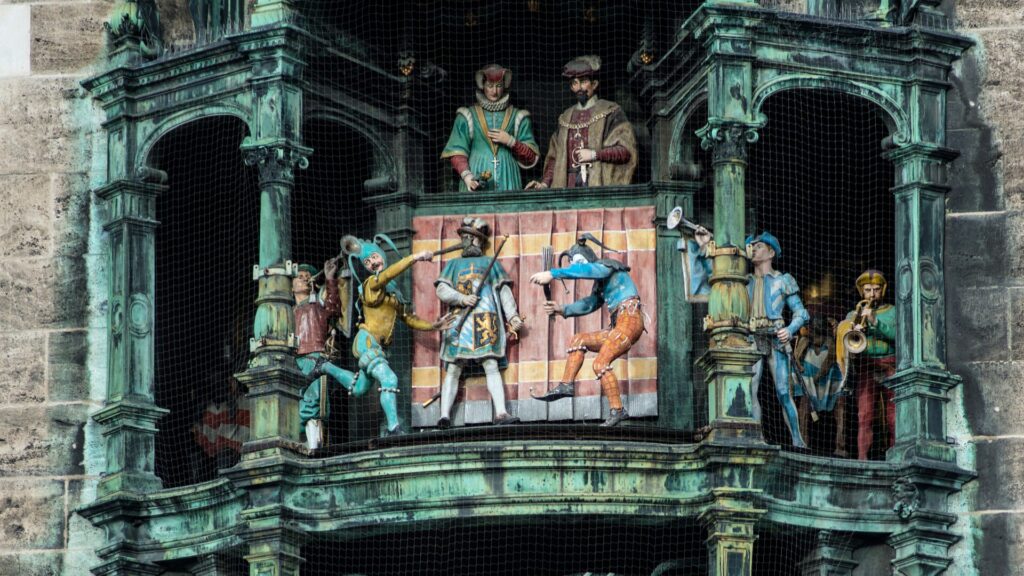 Glockenspiel Marienplatz Munich