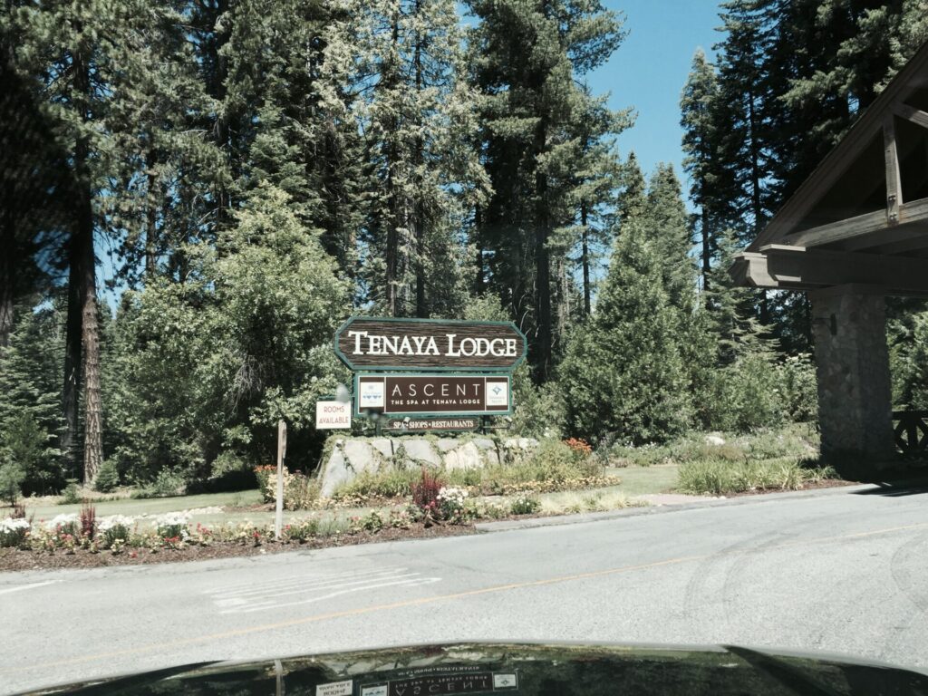 Tenaya Lodge Entrance
