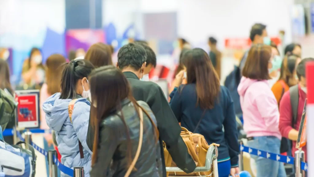 Long Lines at Airport