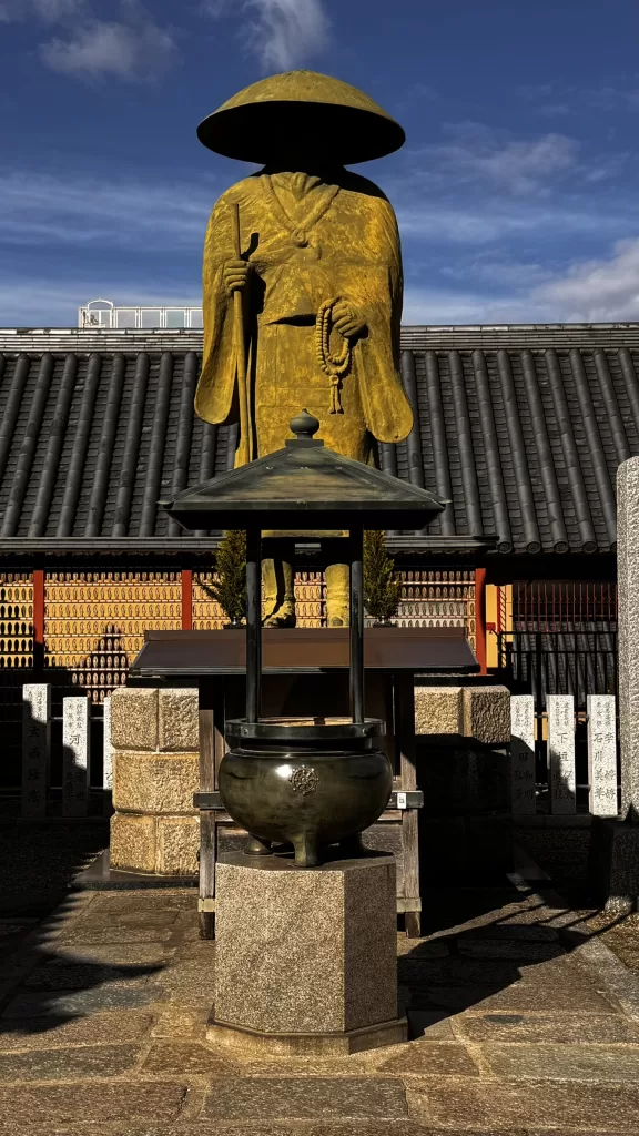 Shinran-shonin statue Osaka