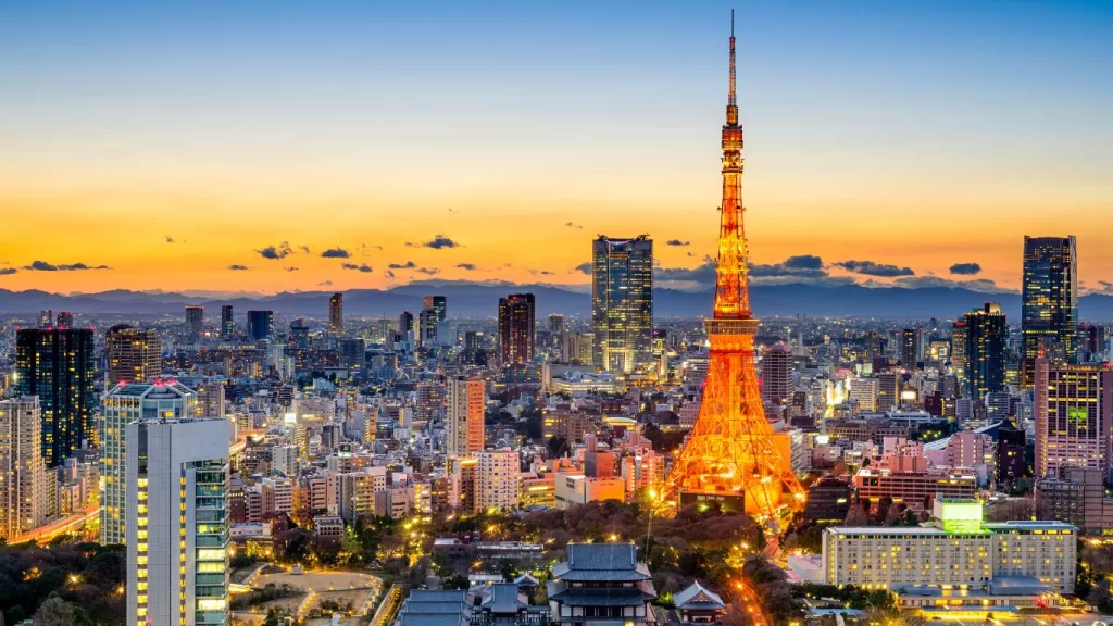 Tokyo Hotels Connected to Shopping Centers